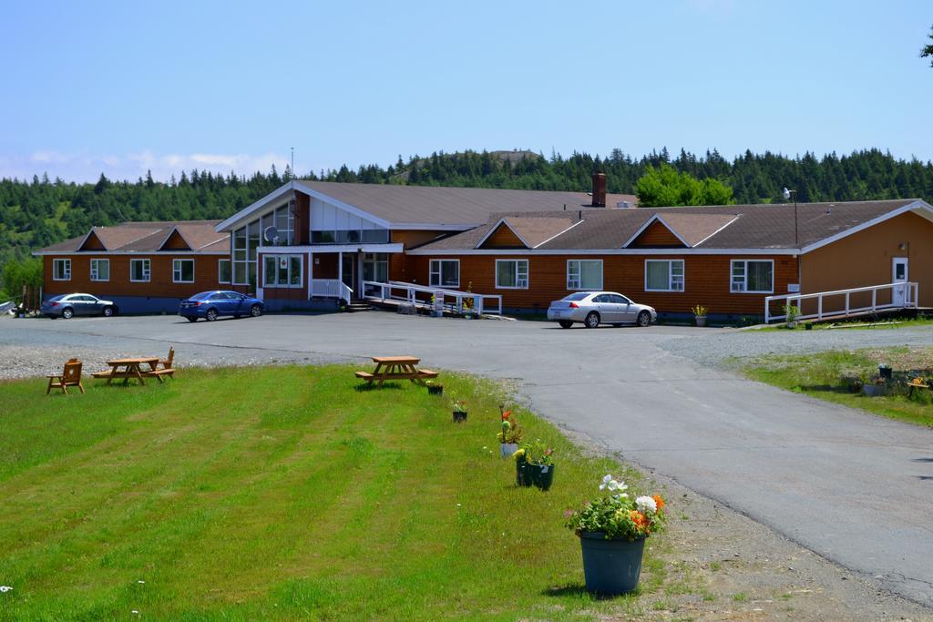 Silverwood Inn Hotel Bay Roberts Экстерьер фото